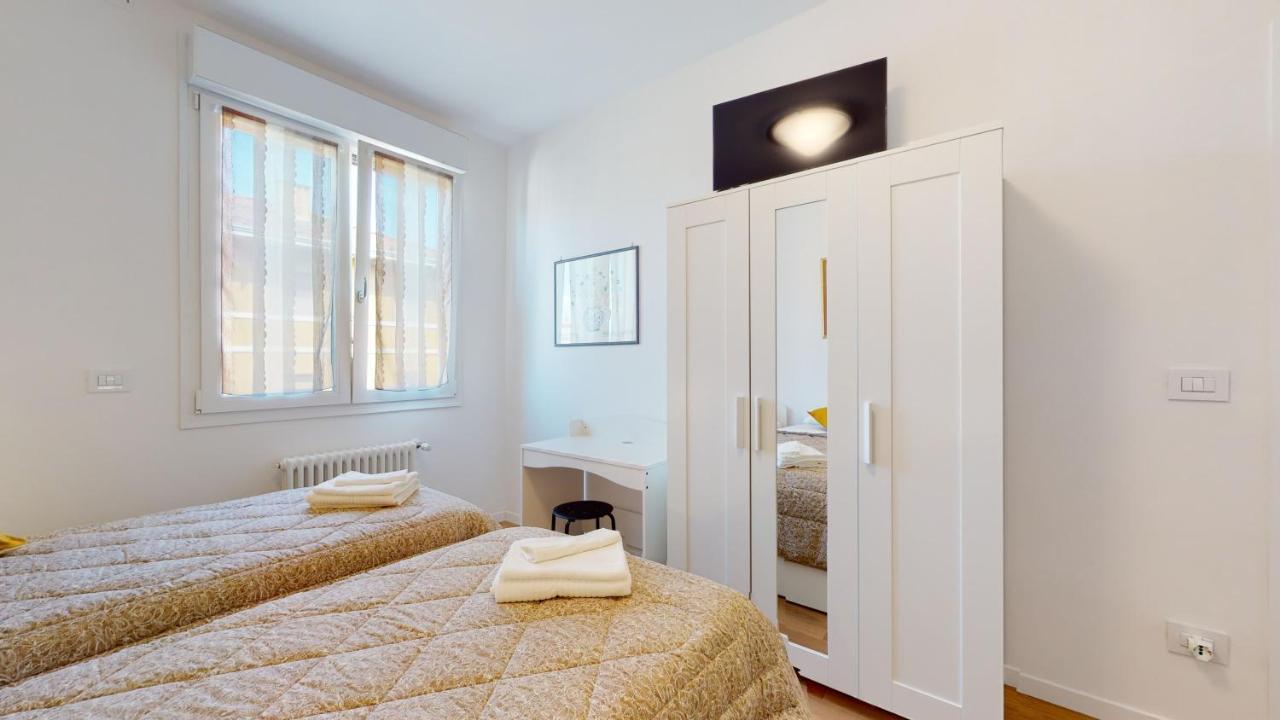 Avantgard Rooms S. Orsola Bologna Luaran gambar